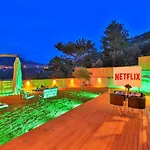 Vila Tineville