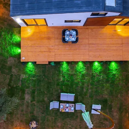 Villa Tineville *