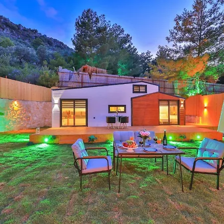 Tineville Villa *